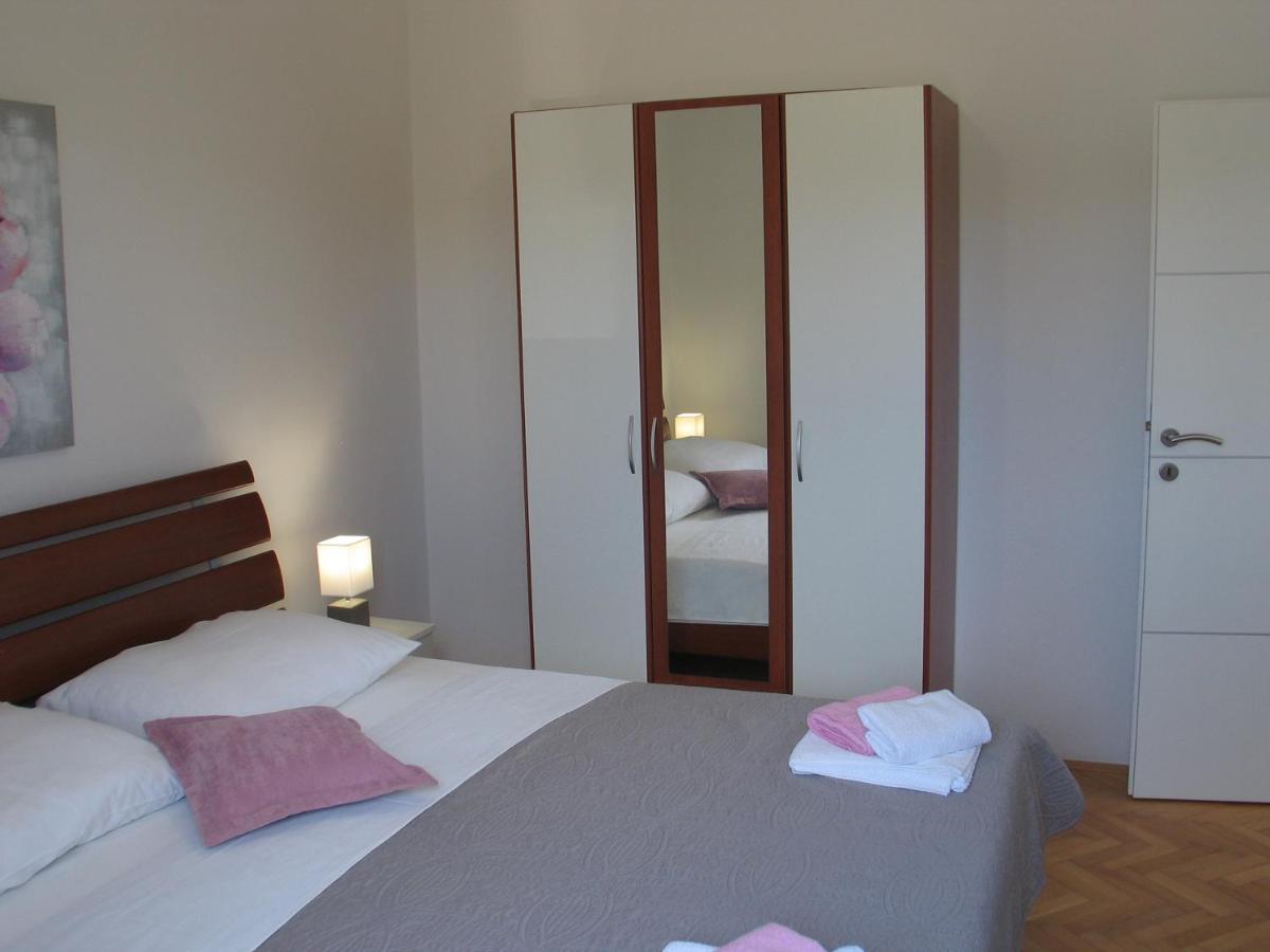 Apartmani Kunteja Pag Town Eksteriør billede